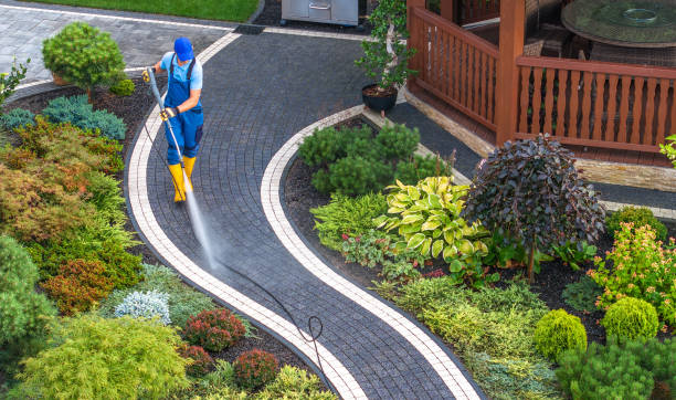 Best Deck Cleaning Services  in Racine, WI