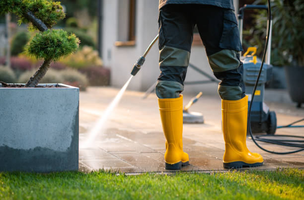 Best Affordable Pressure Washing  in Racine, WI